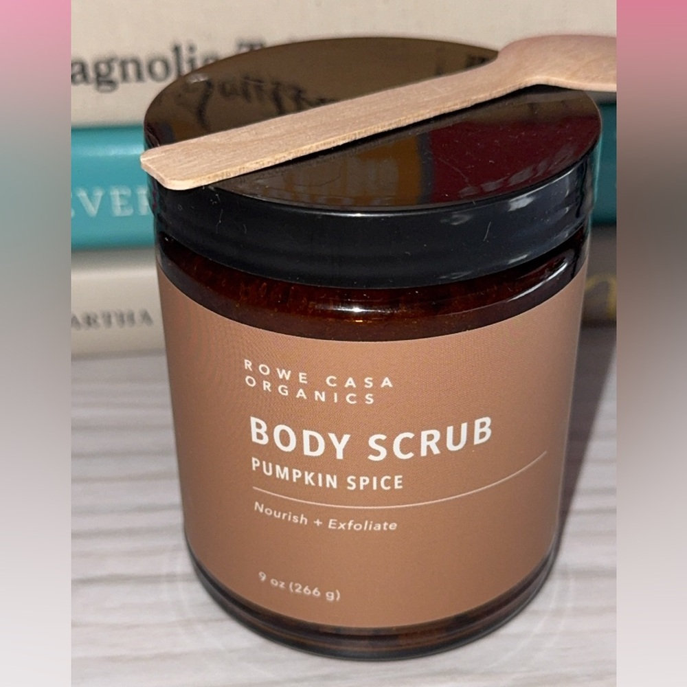 NWT ROWE ORGANICS PUMPKIN SPICE BODY SCRUB 9 OZ JAR COSMETICS/SKINCARE/BODYCARE - Picture 2 of 5